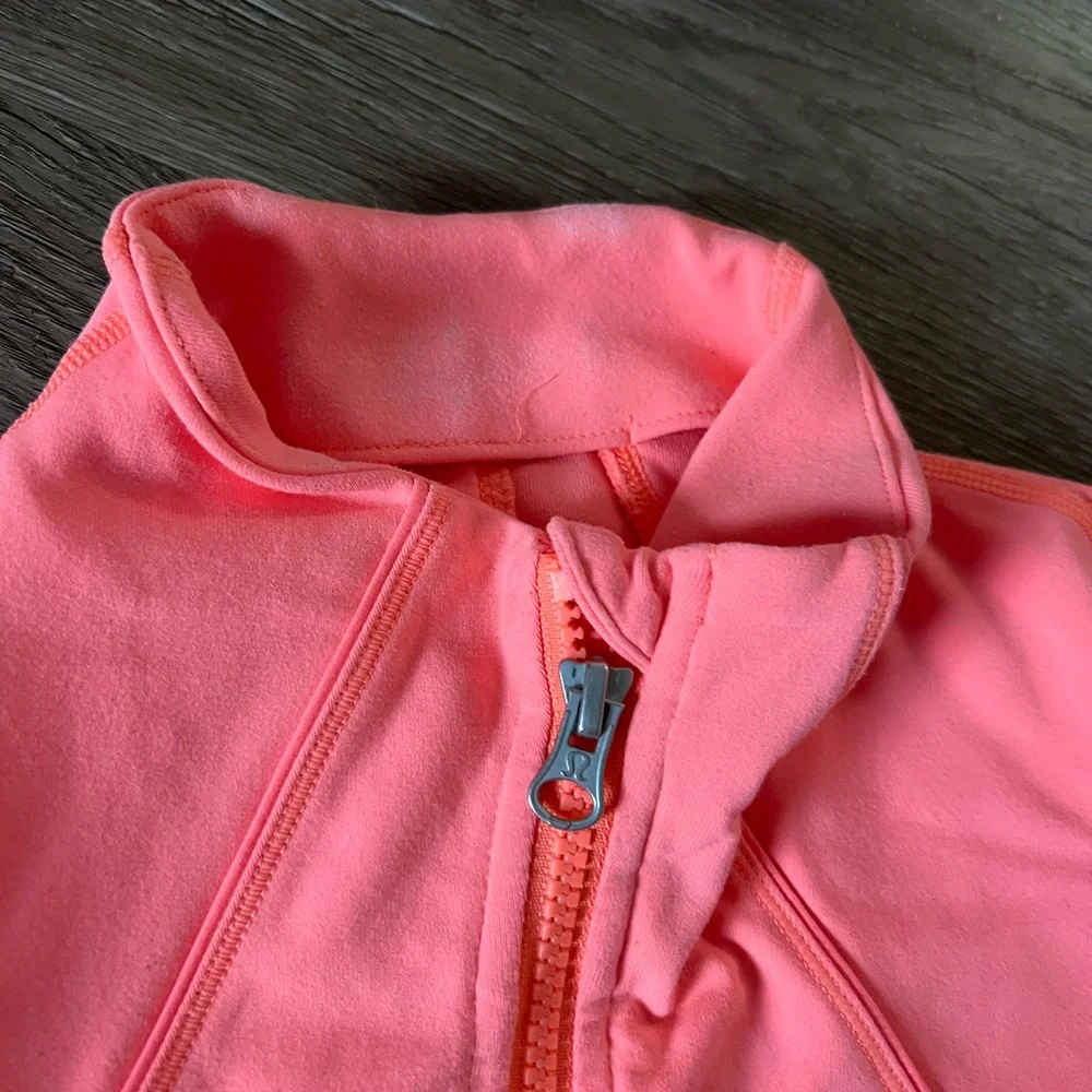 Lululemon Women's Forme Jacket in hot Orange/Pink Size 6 - Picture 7 of 9